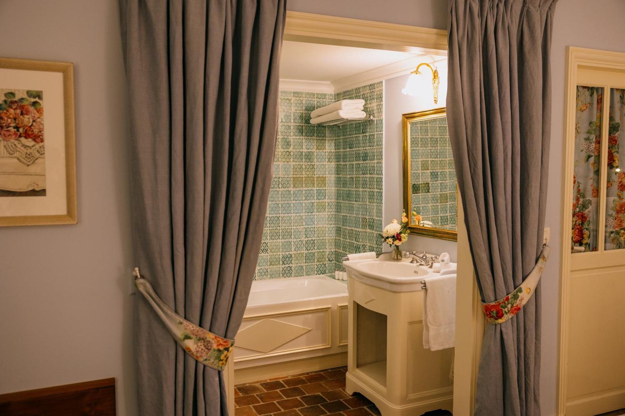 Hotel De Toiras Saint-Martin-de-Ré Εξωτερικό φωτογραφία